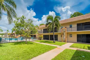 421 NE 1st St, Hallandale Beach, FL 33009 - Photo 28
