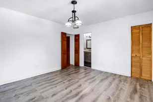 421 NE 1st St, Hallandale Beach, FL 33009 - Photo 20