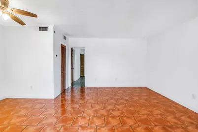 421 NE 1st Street #204, Hallandale Beach, FL 33009 - Photo 14