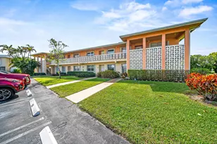 1640 NW 19th Terrace, Delray Beach, FL 33445 - Photo 2