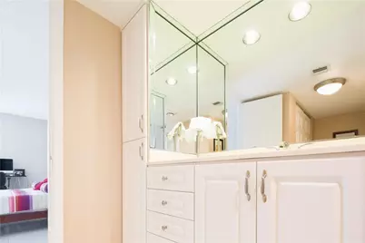 20379 W Country Club Drive W #638, Aventura, FL 33180 - Photo 8