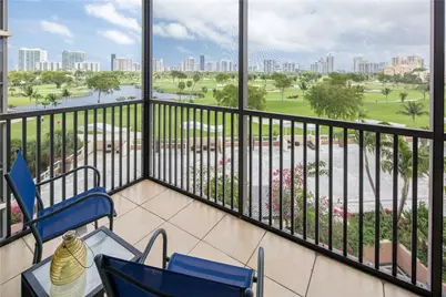 20379 W Country Club Drive W #638, Aventura, FL 33180 - Photo 2