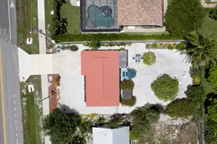 2191 Thomasson Dr, Naples, FL 34112 - Photo 18
