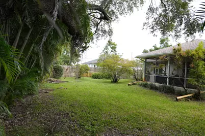 821 SW 13th Court, Pompano Beach, FL 33060 - Photo 4