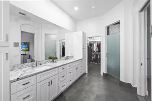 455 Cresta Cir, West Palm Beach, FL 33413 - Photo 44