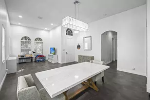455 Cresta Cir, West Palm Beach, FL 33413 - Photo 22