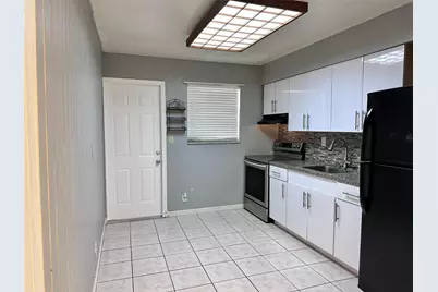 5650 SW 26th Street #2, West Park, FL 33023 - Photo 2