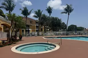 2662 NW 33rd St, Oakland Park, FL 33309 - Photo 28