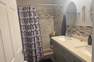 2662 NW 33rd St, Oakland Park, FL 33309 - Photo 20