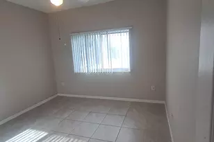 260 Crestwood Cir, Royal Palm Beach, FL 33411 - Photo 6