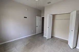 260 Crestwood Cir, Royal Palm Beach, FL 33411 - Photo 10