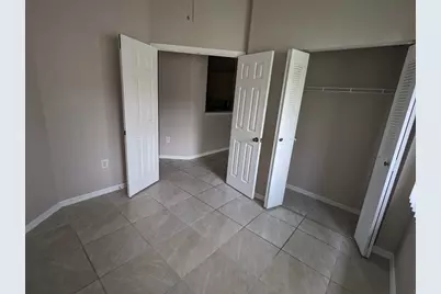 260 Crestwood Circle #106, Royal Palm Beach, FL 33411 - Photo 8