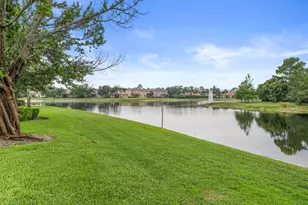 6752 Osage Cir, Greenacres, FL 33413 - Photo 8