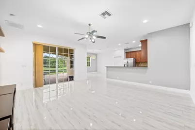 6752 Osage Circle, Greenacres, FL 33413 - Photo 32