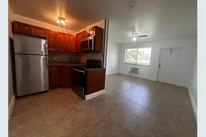 2000 NE 17th Street #2, Fort Lauderdale, FL 33305 - Photo 6