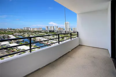 2500 Parkview Drive #1710, Hallandale Beach, FL 33009 - Photo 24