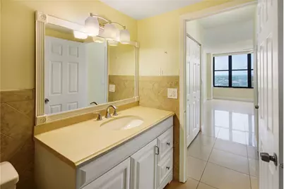 2500 Parkview Drive #1710, Hallandale Beach, FL 33009 - Photo 16