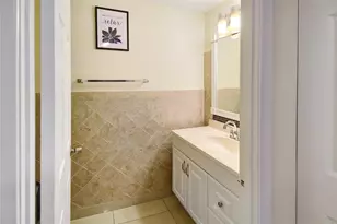 2500 Parkview Dr, Hallandale Beach, FL 33009 - Photo 18