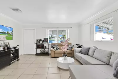 1869 NW 46th Street, Tamarac, FL 33309 - Photo 4