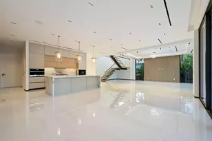 728 NE 17th Terrace, Fort Lauderdale, FL 33304 - Photo 4