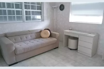 460 Paradise Isle Boulevard #301, Hallandale Beach, FL 33009 - Photo 16