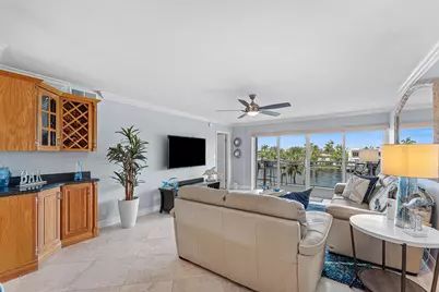 1160 Hillsboro Mile #205, Hillsboro Beach, FL 33062 - Photo 14