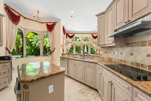 10253 NW 66th Dr, Parkland, FL 33076 - Photo 8