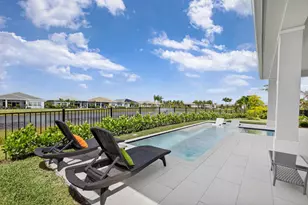 10109 Driftwood Wy, Palm Beach Gardens, FL 33412 - Photo 24