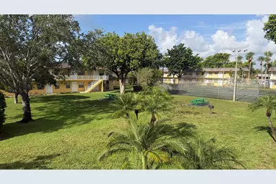 5192 NE 6th Avenue #824, Oakland Park, FL 33334 - Photo 10