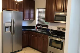 5192 NE 6th Ave, Oakland Park, FL 33334 - Photo 2