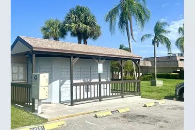 3104 Waterview Circle, Palm Springs, FL 33461 - Photo 6
