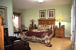 142 SW Peacock Blvd, Port Saint Lucie, FL 34986 - Photo 10
