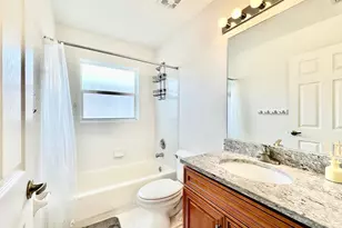 639 NW 130th Way, Pembroke Pines, FL 33028 - Photo 22