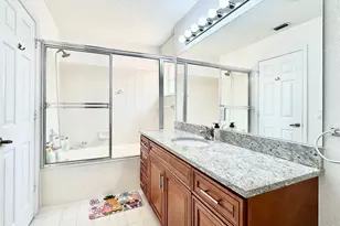 639 NW 130th Way, Pembroke Pines, FL 33028 - Photo 18