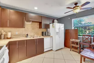 7357 NW 34th St, Lauderhill, FL 33319 - Photo 8