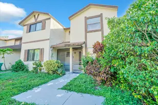 7357 NW 34th St, Lauderhill, FL 33319 - Photo 12
