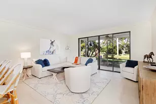 11818 Pebblewood Dr, Wellington, FL 33414 - Photo 2