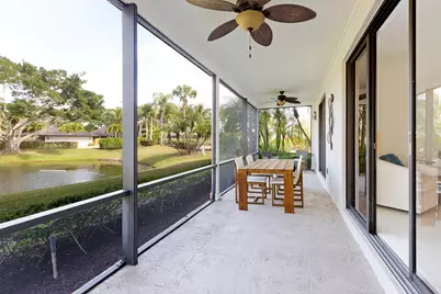 11818 Pebblewood Drive, Wellington, FL 33414 - Photo 14