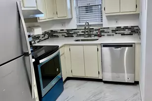 3100 W Rolling Hills Cir, Davie, FL 33328 - Photo 22