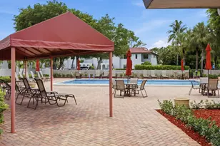 9232 Pecky Cypress Ln, Boca Raton, FL 33428 - Photo 38