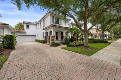 731 Duchess Court, Palm Beach Gardens, FL 33410 - Photo 1