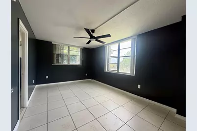 15600 NW 7th Avenue #303, Miami, FL 33169 - Photo 12