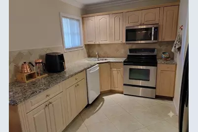 3464 Tyringham Drive, West Palm Beach, FL 33406 - Photo 10