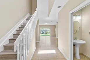 809 Talia Circle E, Lake Worth Beach, FL 33461 - Photo 2