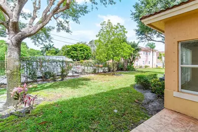 809 Talia Circle E #809, Lake Worth Beach, FL 33461 - Photo 20