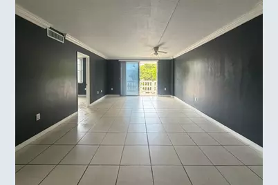 15600 NW 7th Avenue #303, Miami, FL 33169 - Photo 4