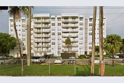 15600 NW 7th Avenue #303, Miami, FL 33169 - Photo 2