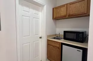8305 Mulligan Cir, Port Saint Lucie, FL 34986 - Photo 10