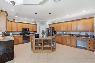 2753 Misty Oaks Cir, Royal Palm Beach, FL 33411 - Photo 14