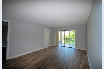 5917 Via Vermilya #308, Lake Worth, FL 33462 - Photo 4